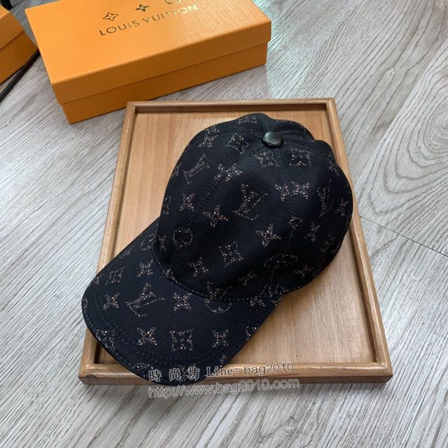 LV新品男士帽子 路易威登經典黑白印花棒球帽鴨舌帽  mm1335